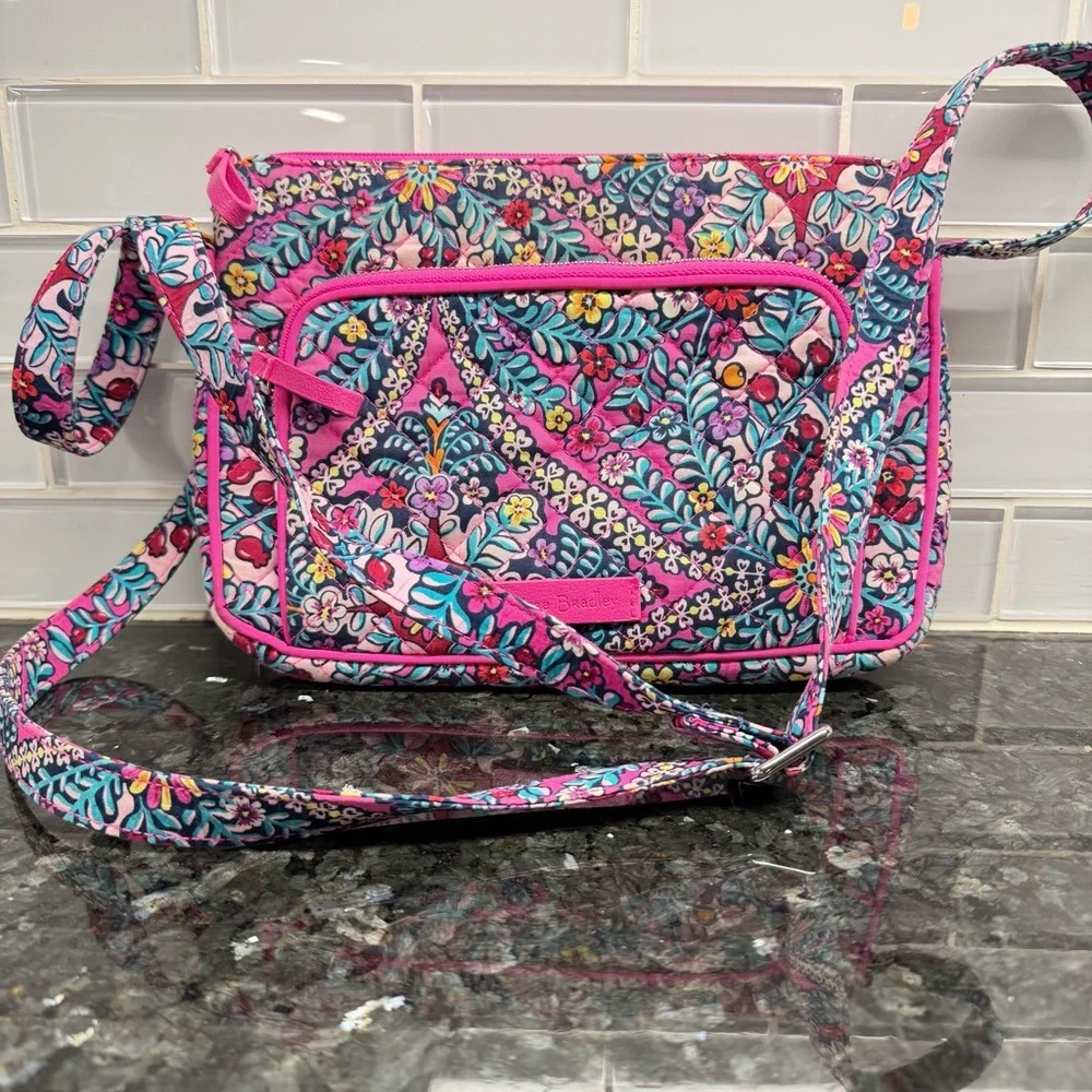 NWOT Vera Bradley Little Hipster Crossbody Bag Women’s Pink Floral Crossbody Bag - Picture 5 of 11